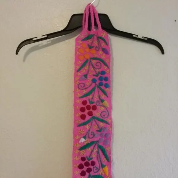 NWOT Boho Pink Embroidered Belt